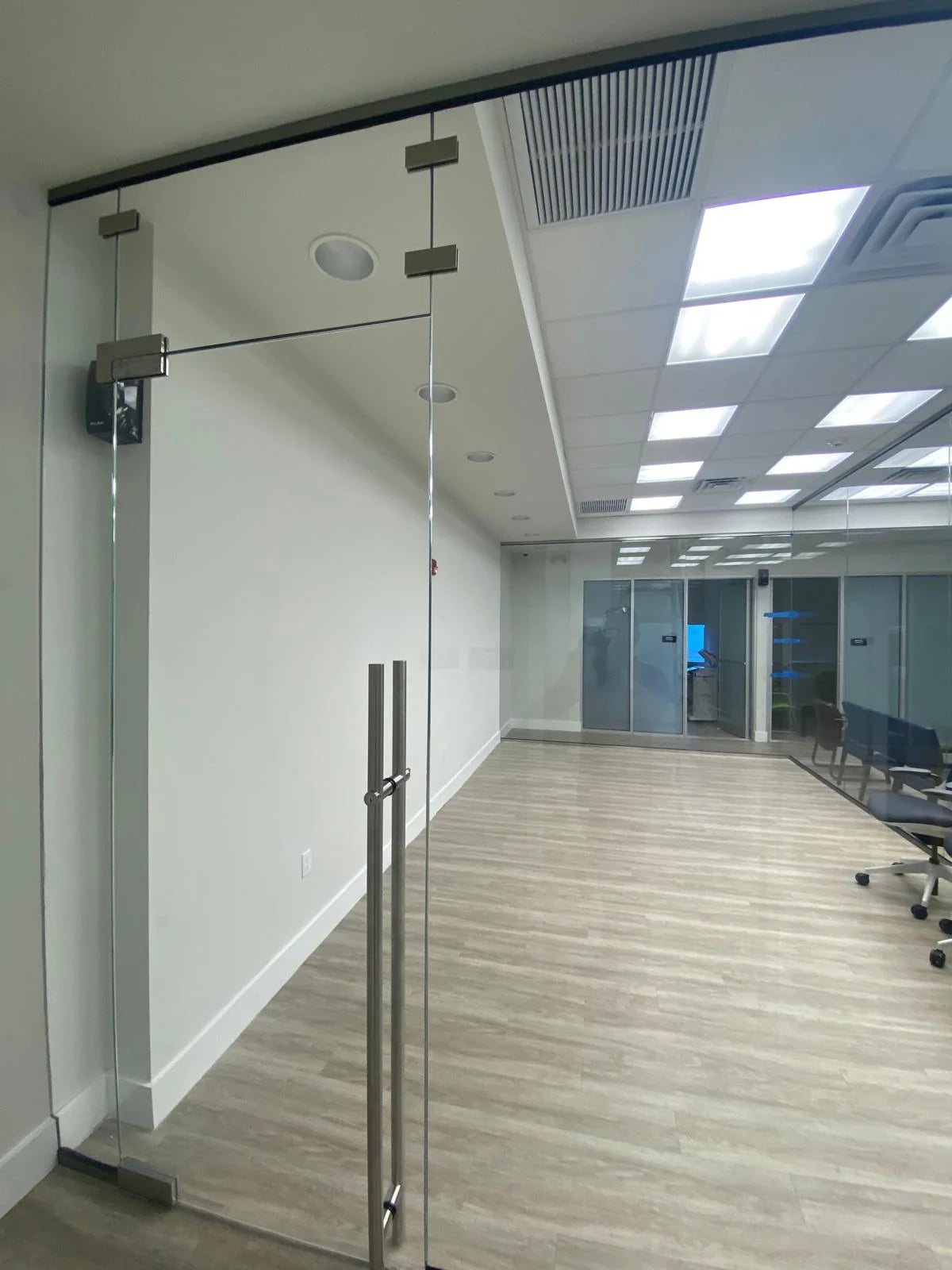 Custom commercial glass divider South Florida